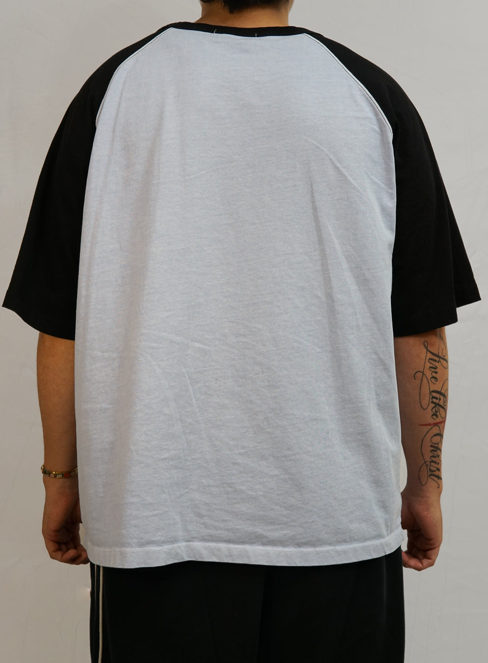 Color-Blocked Raglan Sleeve T-Shirt